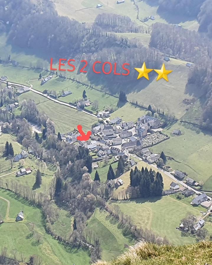Hotel Les Deux Cols Sainte-Marie-de-Campan Exterior photo